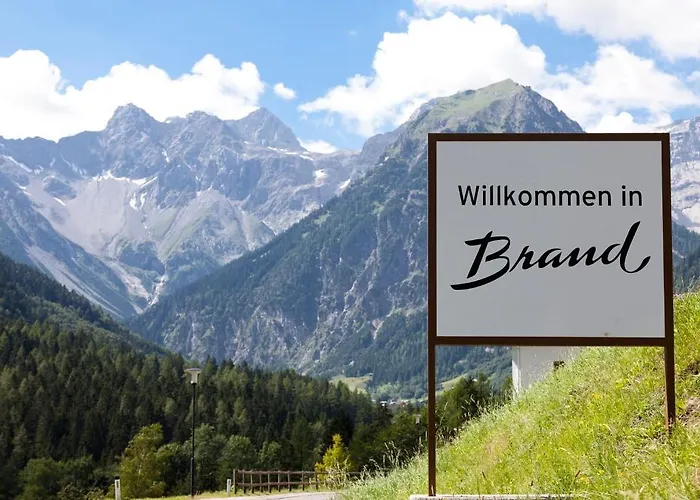 Апартаменты Haus Flua Бранд